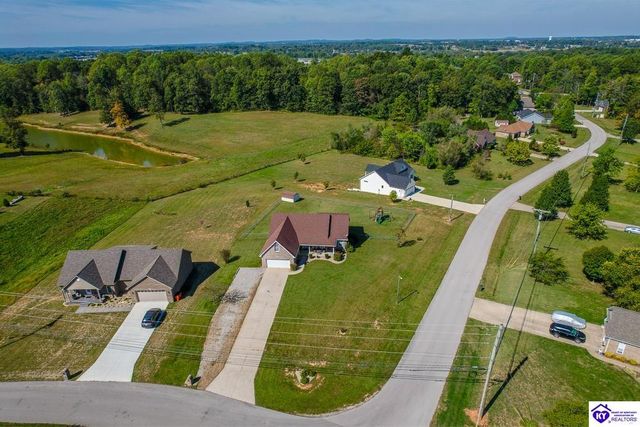 417 Graceland Trail, Elizabethtown, KY 42701