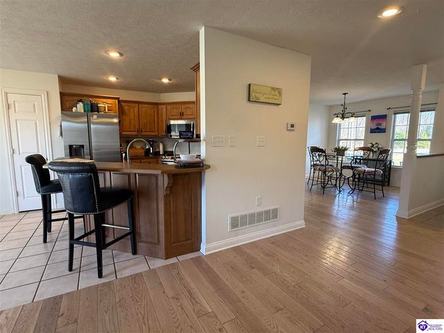 417 Graceland Trail, Elizabethtown, KY 42701