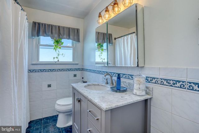 905 HARVEY RD, Claymont, DE 19703