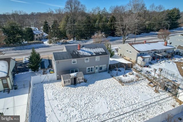 905 HARVEY RD, Claymont, DE 19703