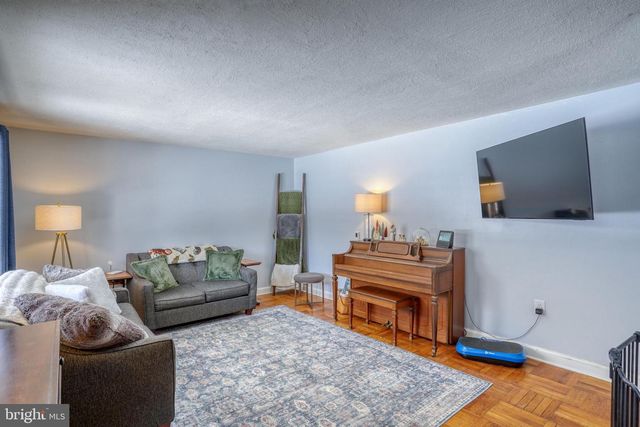 905 HARVEY RD, Claymont, DE 19703