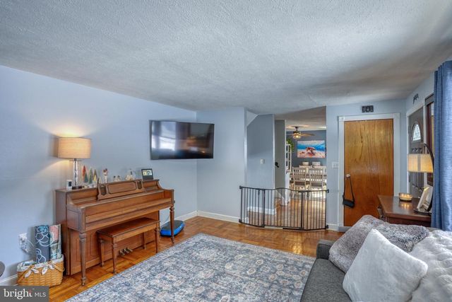 905 HARVEY RD, Claymont, DE 19703