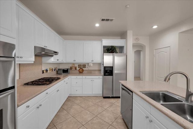 3467 Savanna Way, Palm Springs, CA 92262