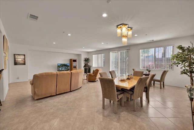 3467 Savanna Way, Palm Springs, CA 92262