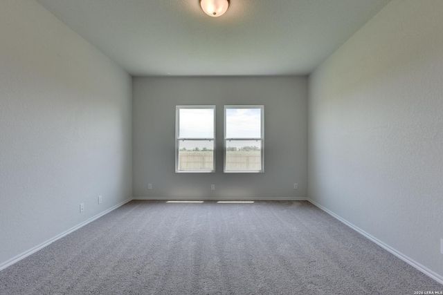 200 Yale St, Seguin, TX 78155