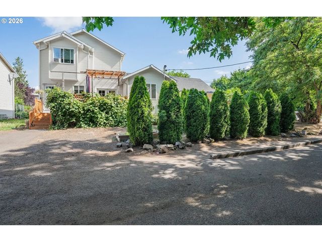 2803 Se 87TH Ave, Portland, OR 97266