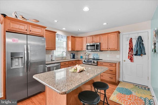 109 WAYPOINT DR, Lancaster, PA 17603