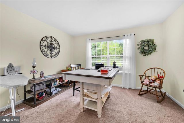 109 WAYPOINT DR, Lancaster, PA 17603