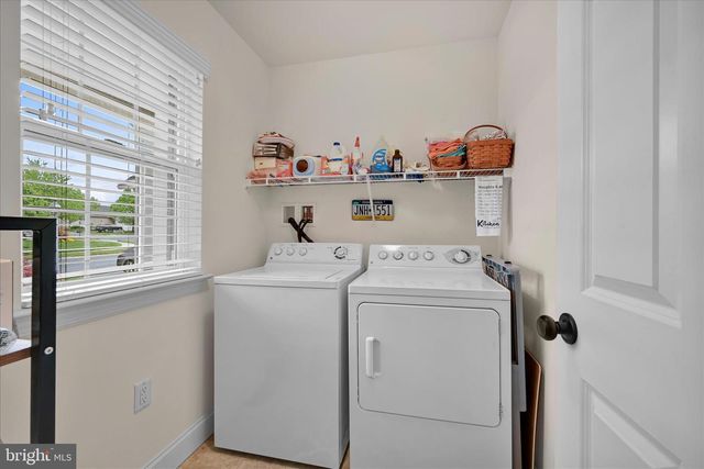 109 WAYPOINT DR, Lancaster, PA 17603