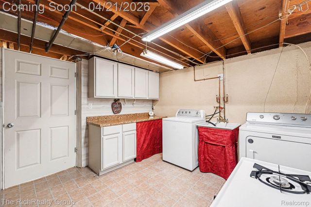 15046 Malcolm Street, Southgate, MI 48195