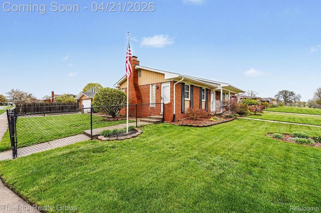 15046 Malcolm Street, Southgate, MI 48195