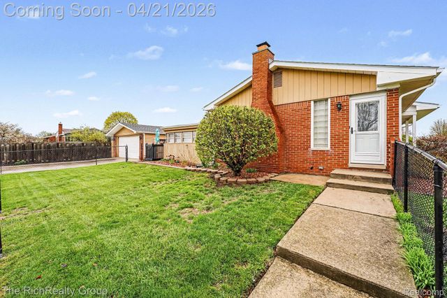 15046 Malcolm Street, Southgate, MI 48195