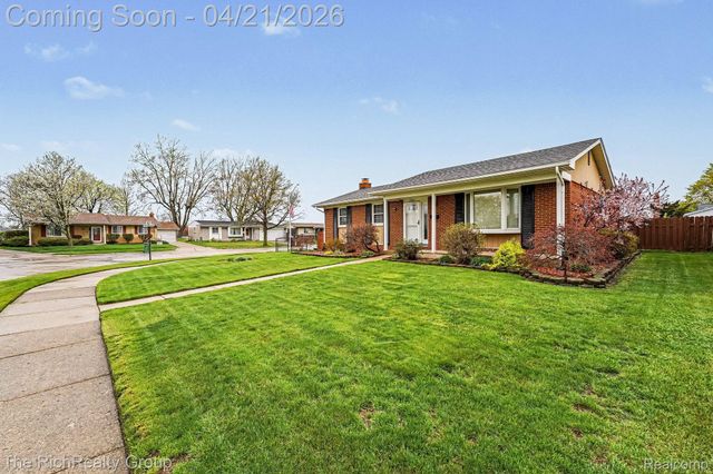 15046 Malcolm Street, Southgate, MI 48195