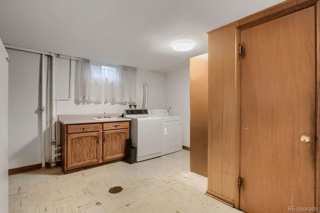 3024 W Scott Place, Denver, CO 80211