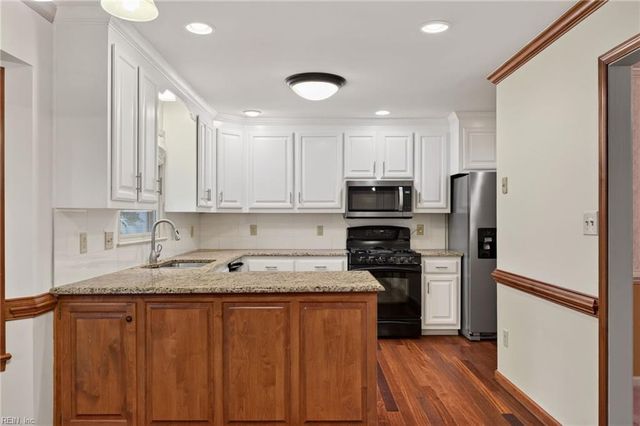 150 Wellington CIR, Williamsburg, VA 23185
