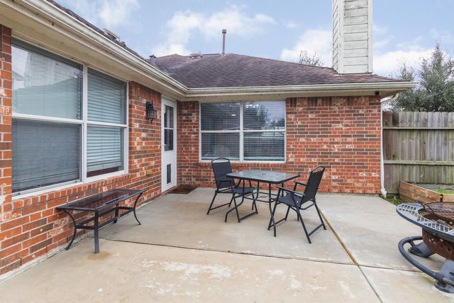 4301 Twin Lakes Trail, Pearland, TX 77584