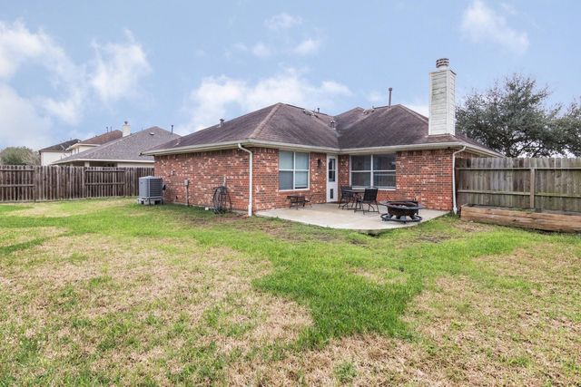4301 Twin Lakes Trail, Pearland, TX 77584