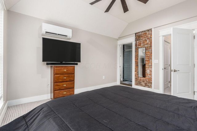 103 W Park Avenue, Columbus, OH 43222