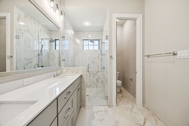 305 Sunset Lane 104, Fort Worth, TX 76114
