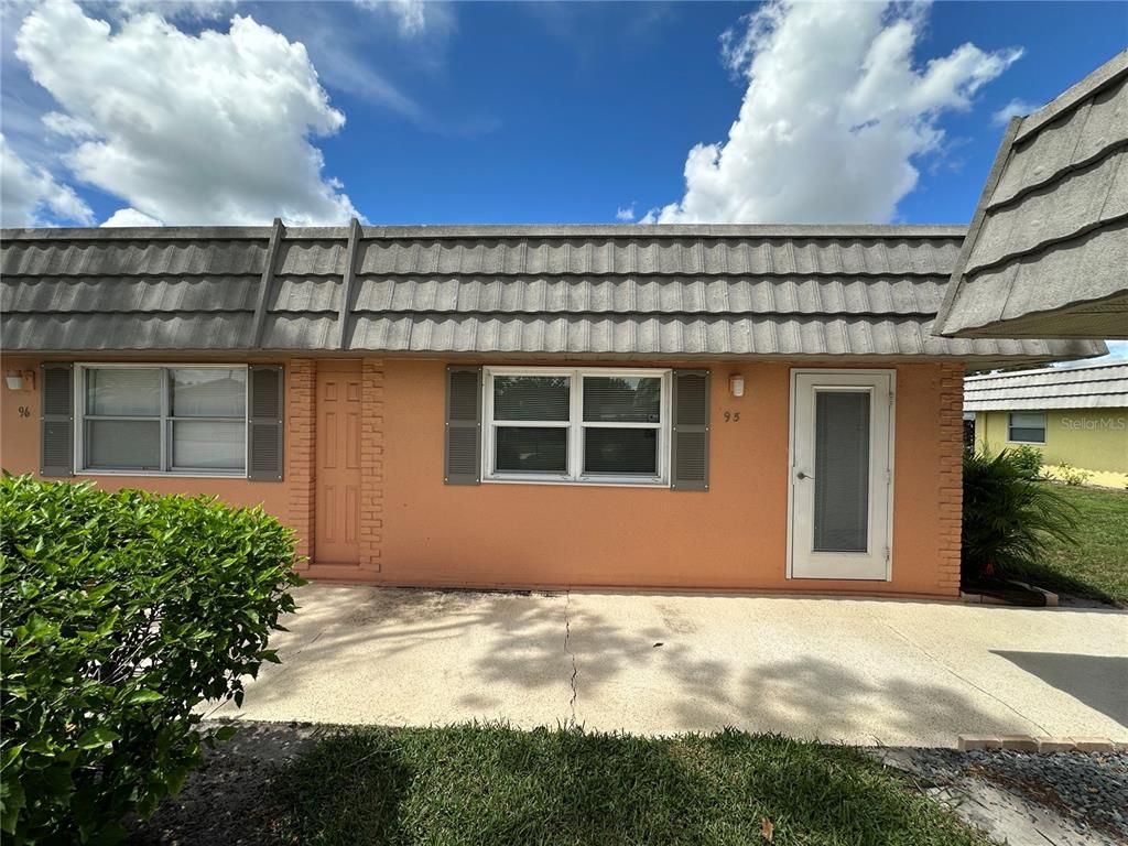 201 BEDFORD STREET 95, Sun City Center, FL 33573
