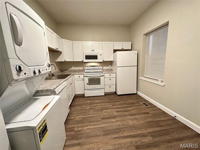 3142 Winnebago Street, St Louis, MO 63118