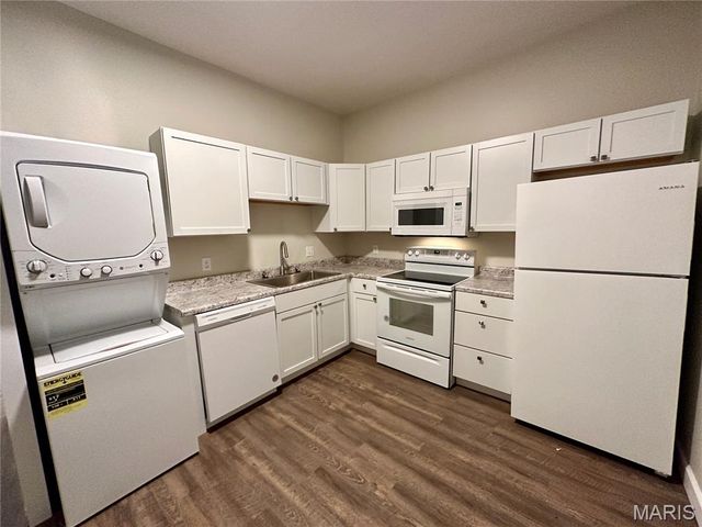 3142 Winnebago Street, St Louis, MO 63118