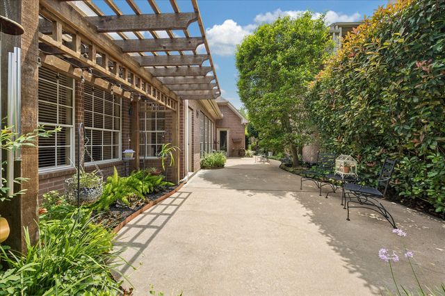 13814 Aspen Cove Drive, Houston, TX 77077