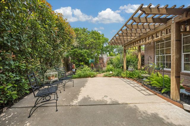 13814 Aspen Cove Drive, Houston, TX 77077