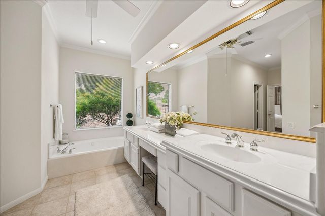 13814 Aspen Cove Drive, Houston, TX 77077