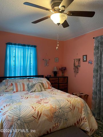 709 N 11TH Street, Palatka, FL 32177