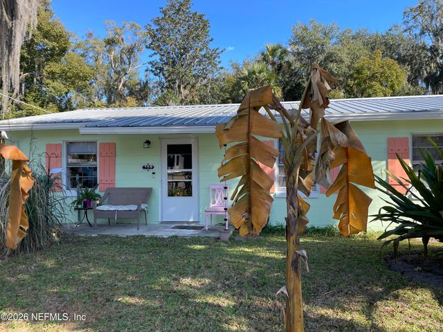 709 N 11TH Street, Palatka, FL 32177