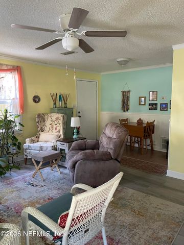 709 N 11TH Street, Palatka, FL 32177