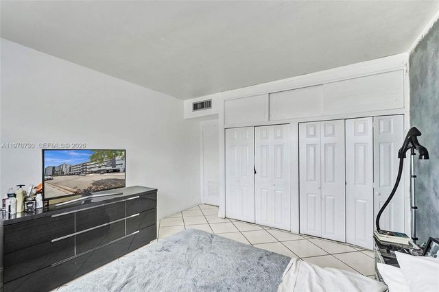 1880 S Treasure Dr 2G, North Bay Village, FL 33141