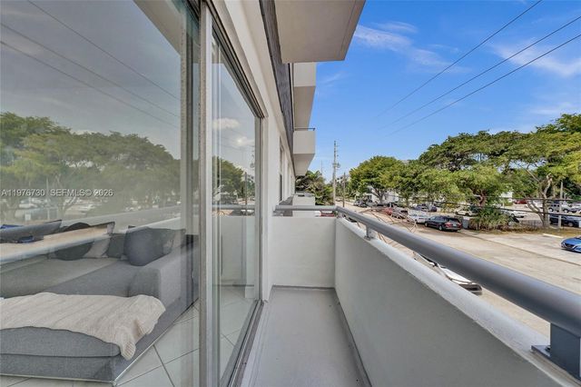 1880 S Treasure Dr 2G, North Bay Village, FL 33141