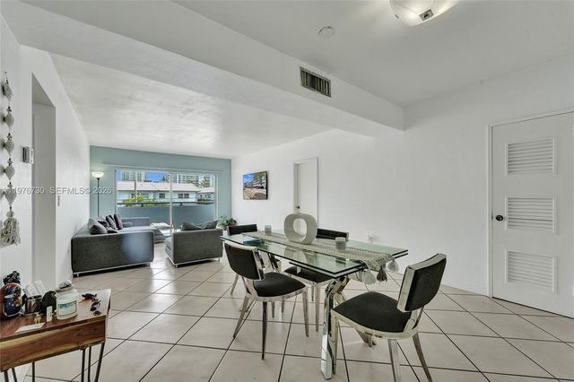 1880 S Treasure Dr 2G, North Bay Village, FL 33141