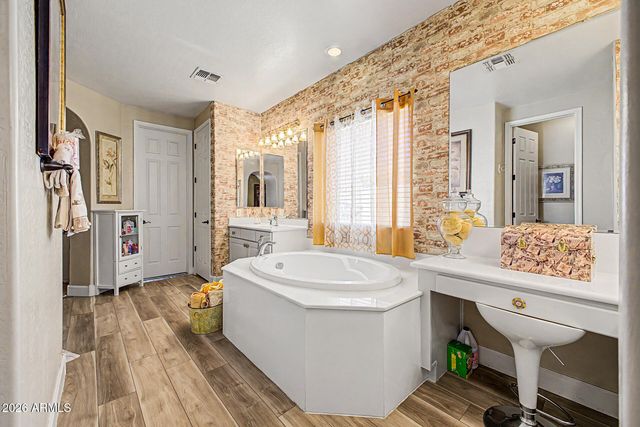 12909 W KRALL Street, Glendale, AZ 85307