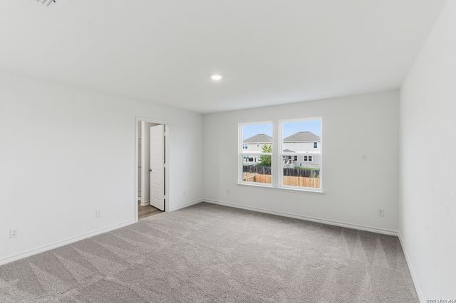 942 Bluegrass Pt, New Braunfels, TX 78130