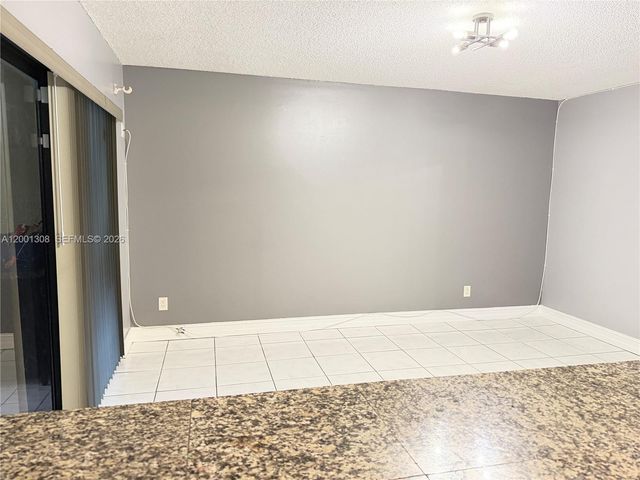 6817 SW 40th St 4-H, Miramar, FL 33023