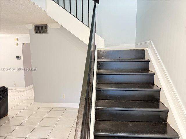 6817 SW 40th St 4-H, Miramar, FL 33023