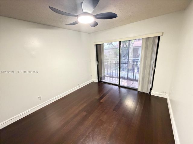 6817 SW 40th St 4-H, Miramar, FL 33023