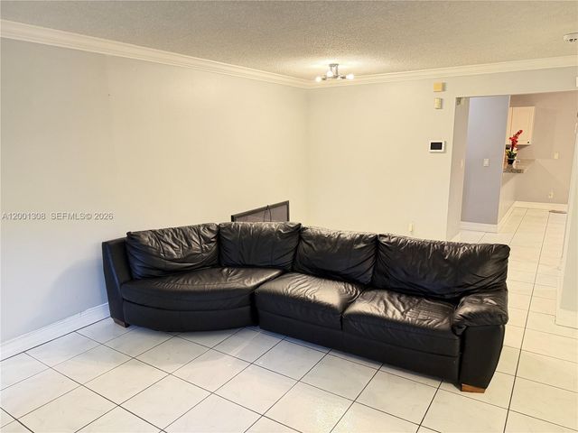 6817 SW 40th St 4-H, Miramar, FL 33023