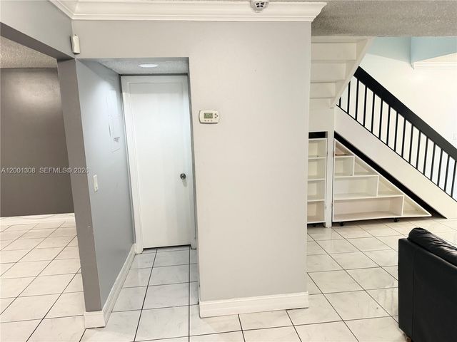 6817 SW 40th St 4-H, Miramar, FL 33023