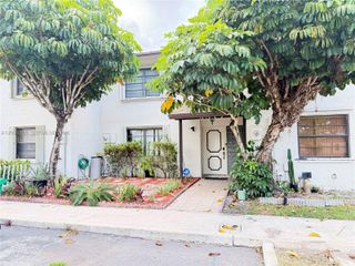 6817 SW 40th St 4-H, Miramar, FL 33023