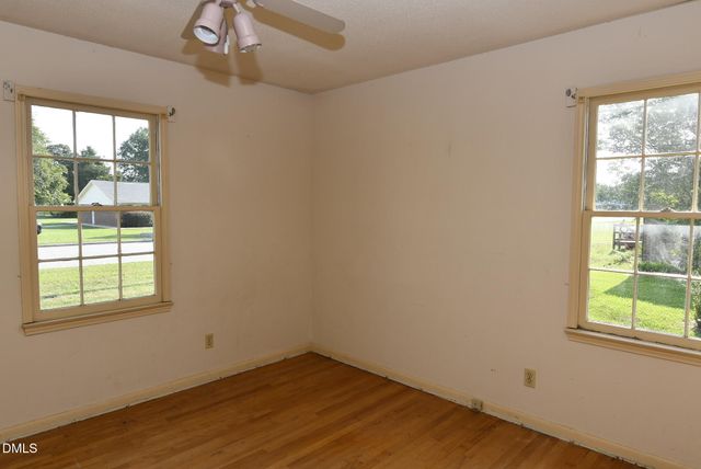 205 W B Street, Erwin, NC 28339