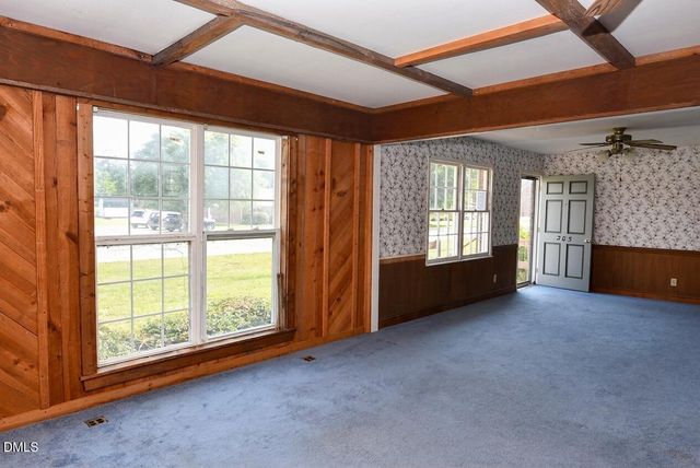 205 W B Street, Erwin, NC 28339