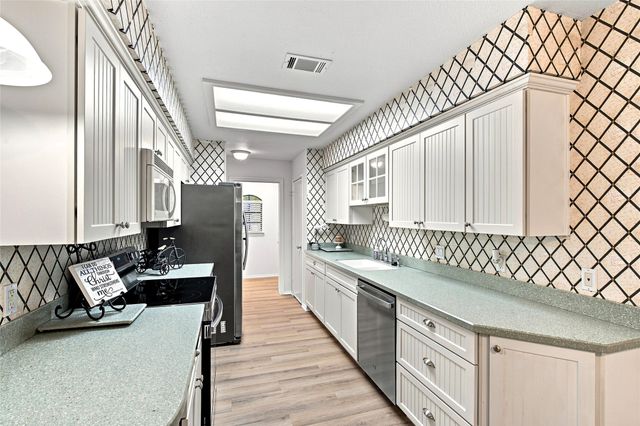244 Moore Road, Burleson, TX 76028