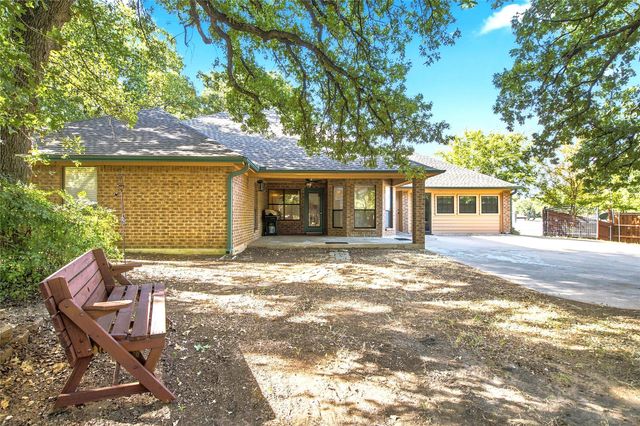 244 Moore Road, Burleson, TX 76028