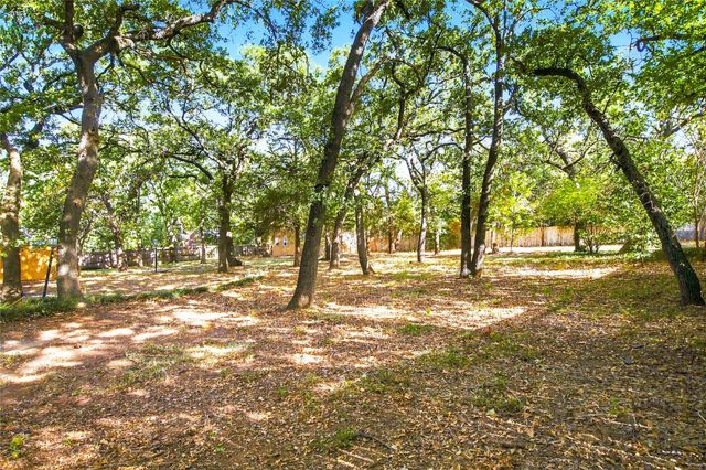 244 Moore Road, Burleson, TX 76028