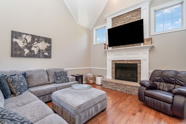 345 Deepwood Trail, Clarksville, TN 37042