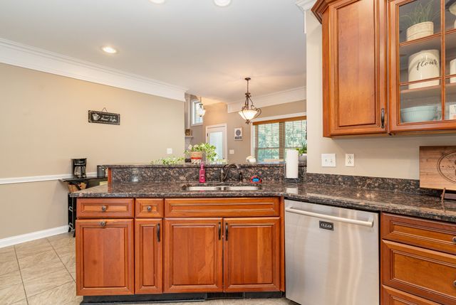 345 Deepwood Trail, Clarksville, TN 37042